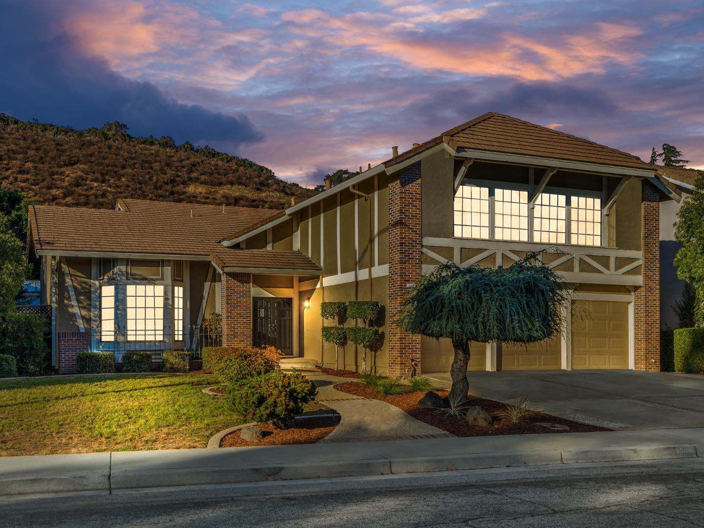 Neighborhood Neighborhood-5