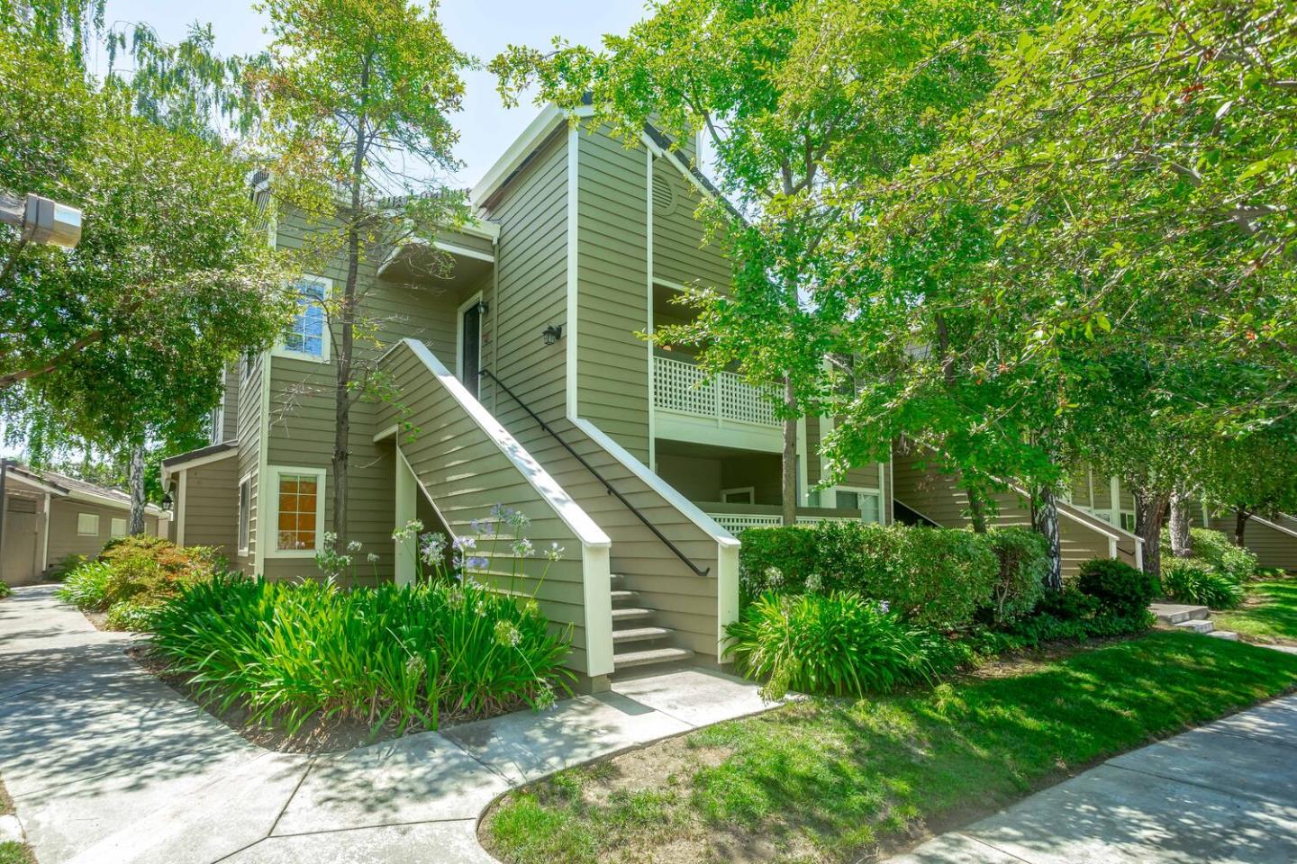 Neighborhood Neighborhood-7