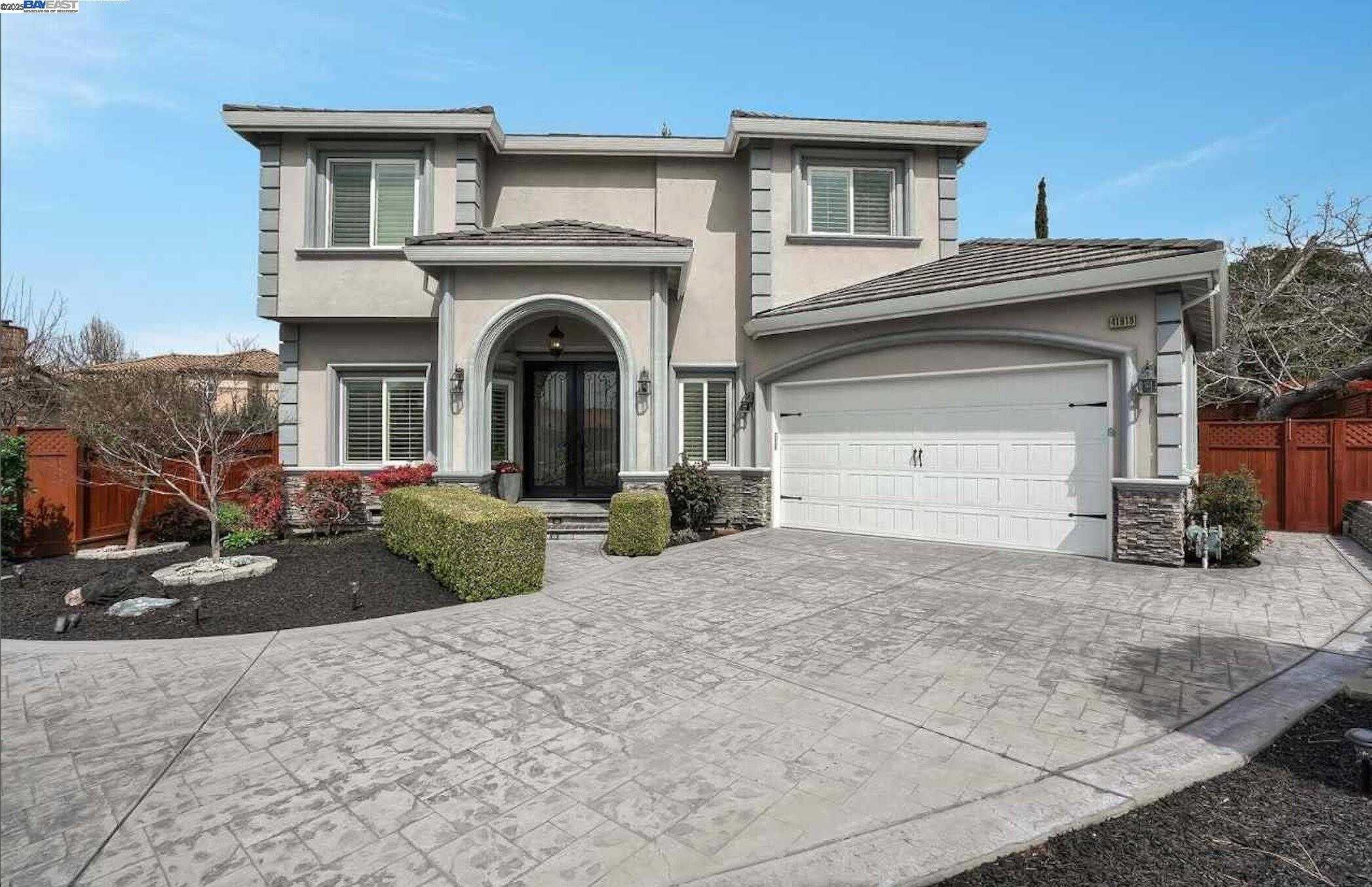 Neighborhood Neighborhood-30