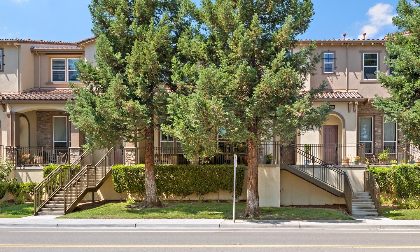 Neighborhood Neighborhood-19