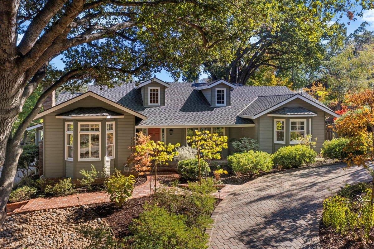 Neighborhood Neighborhood-11