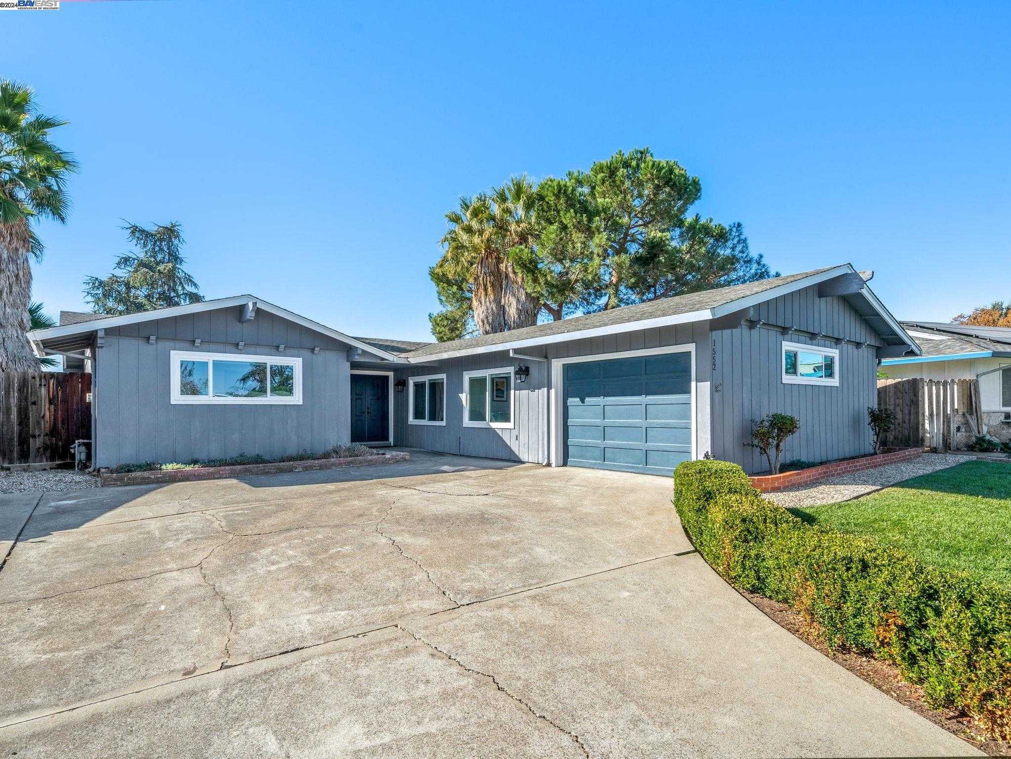 Neighborhood Neighborhood-12