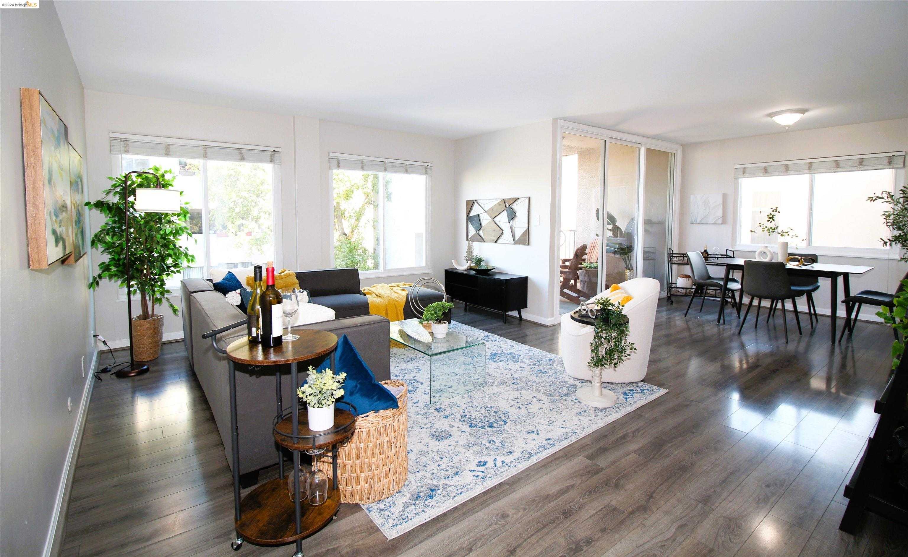 Neighborhood Neighborhood-10