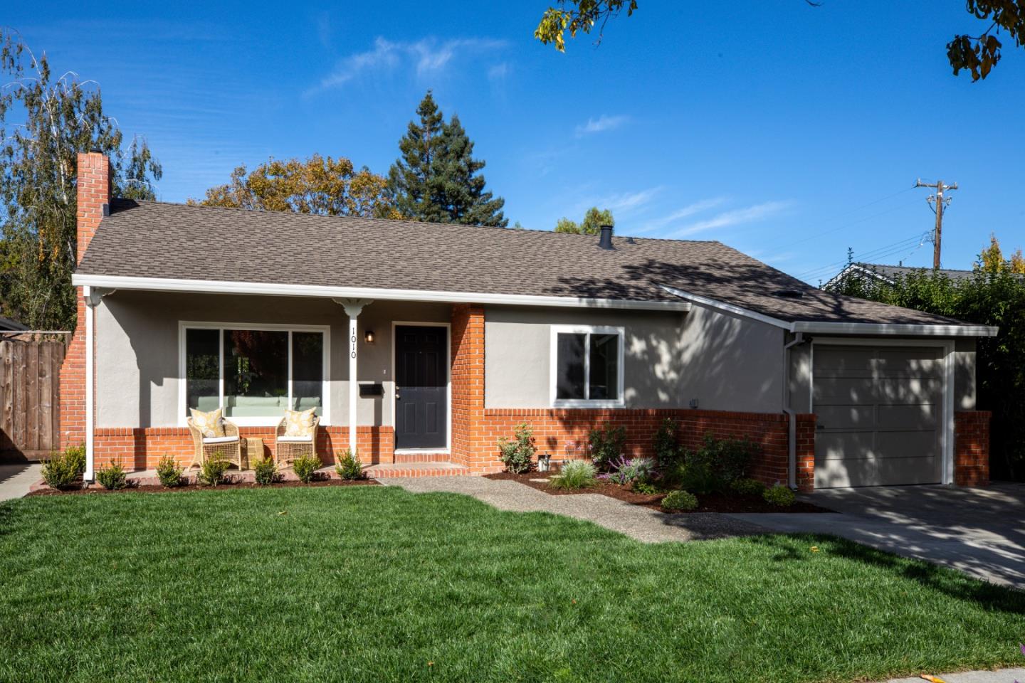 Neighborhood Neighborhood-42