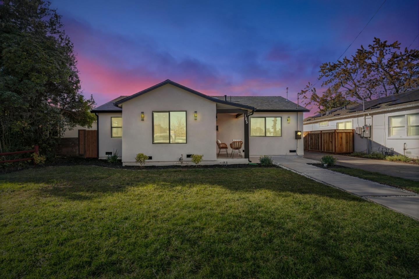 Neighborhood Neighborhood-21