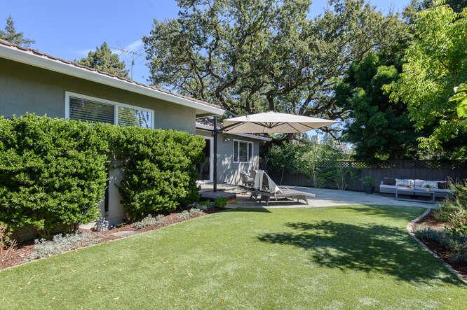 Neighborhood Neighborhood-9