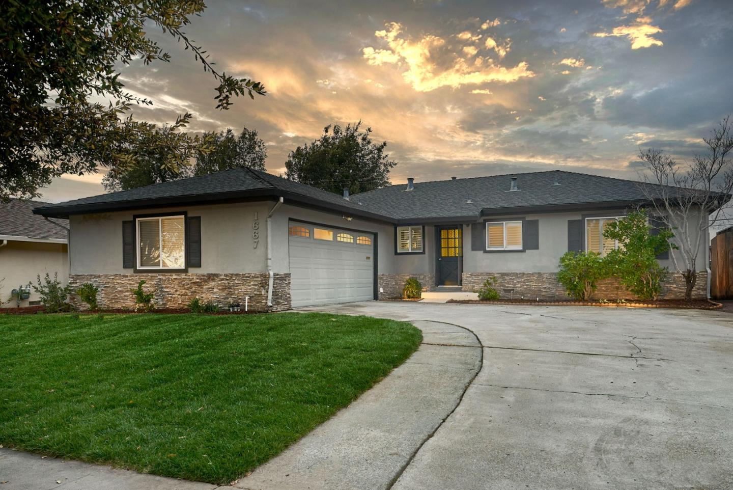 Neighborhood Neighborhood-50