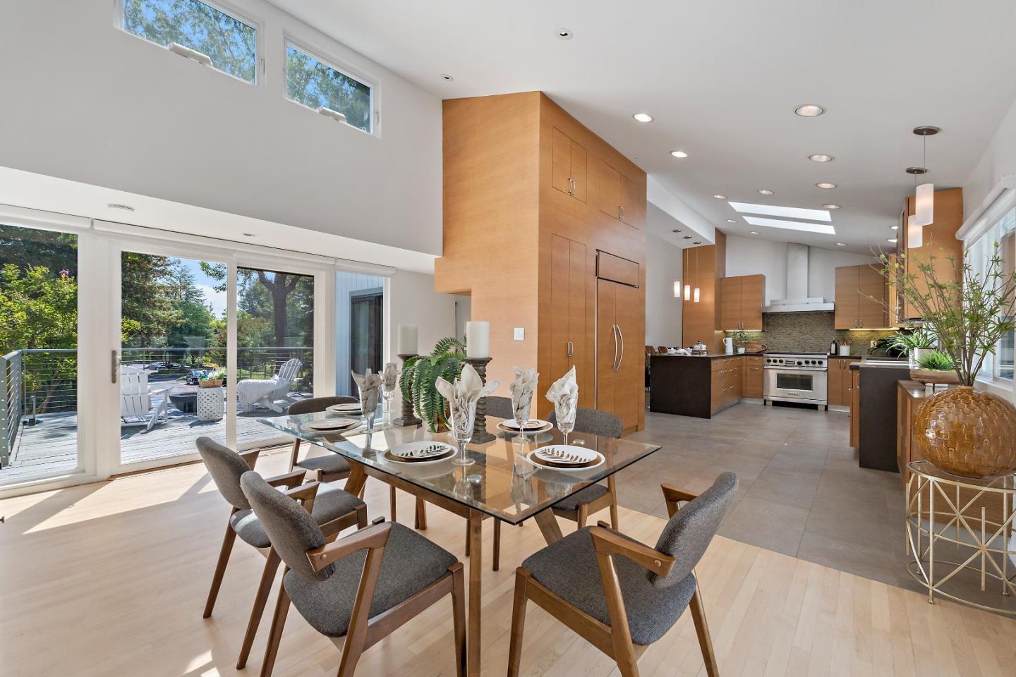 Neighborhood Neighborhood-31