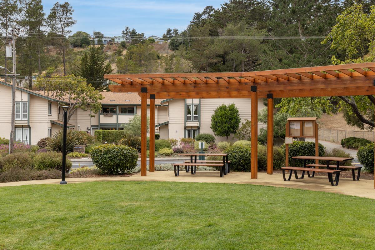 Neighborhood Neighborhood-4