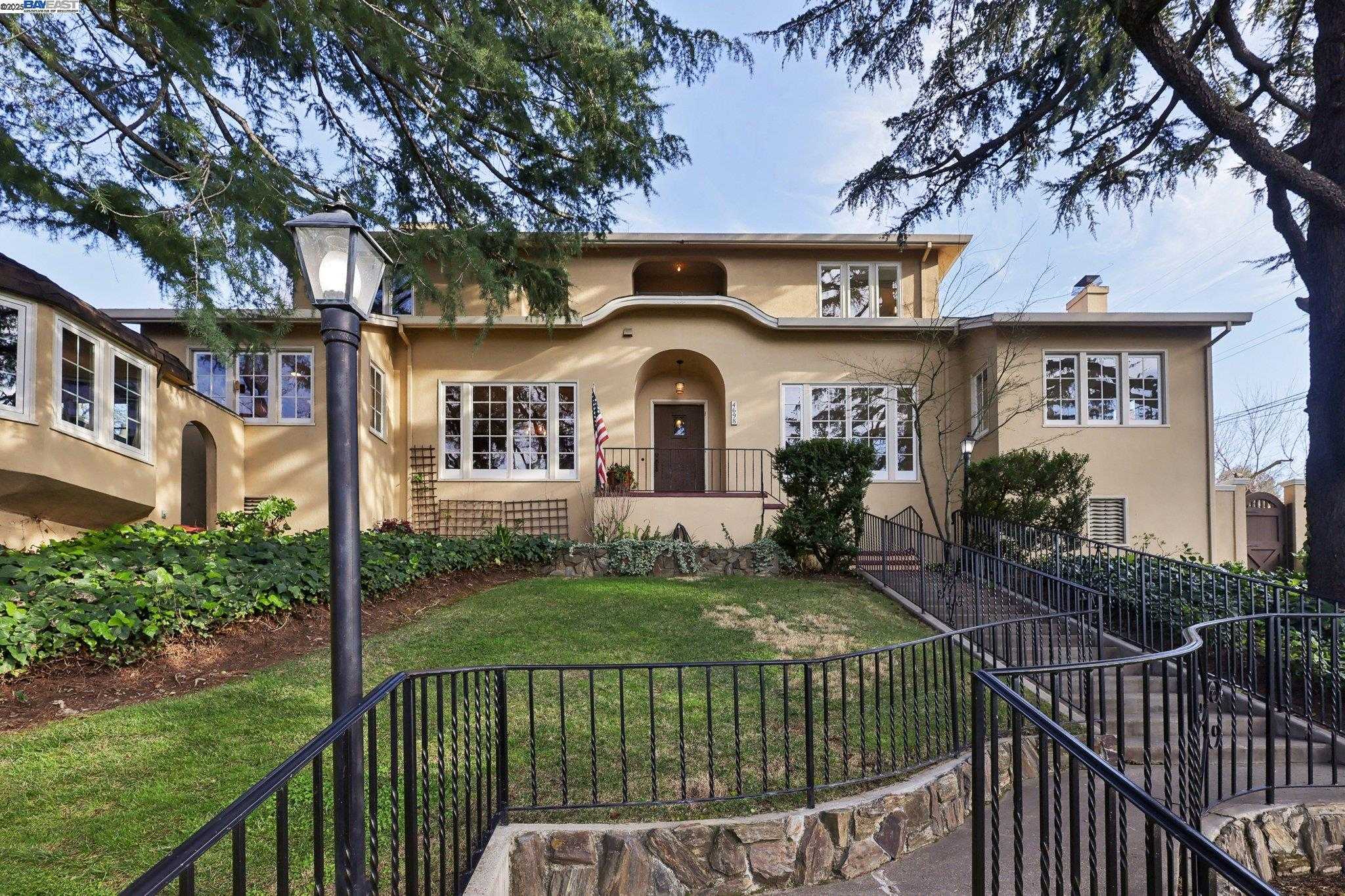 Neighborhood Neighborhood-17