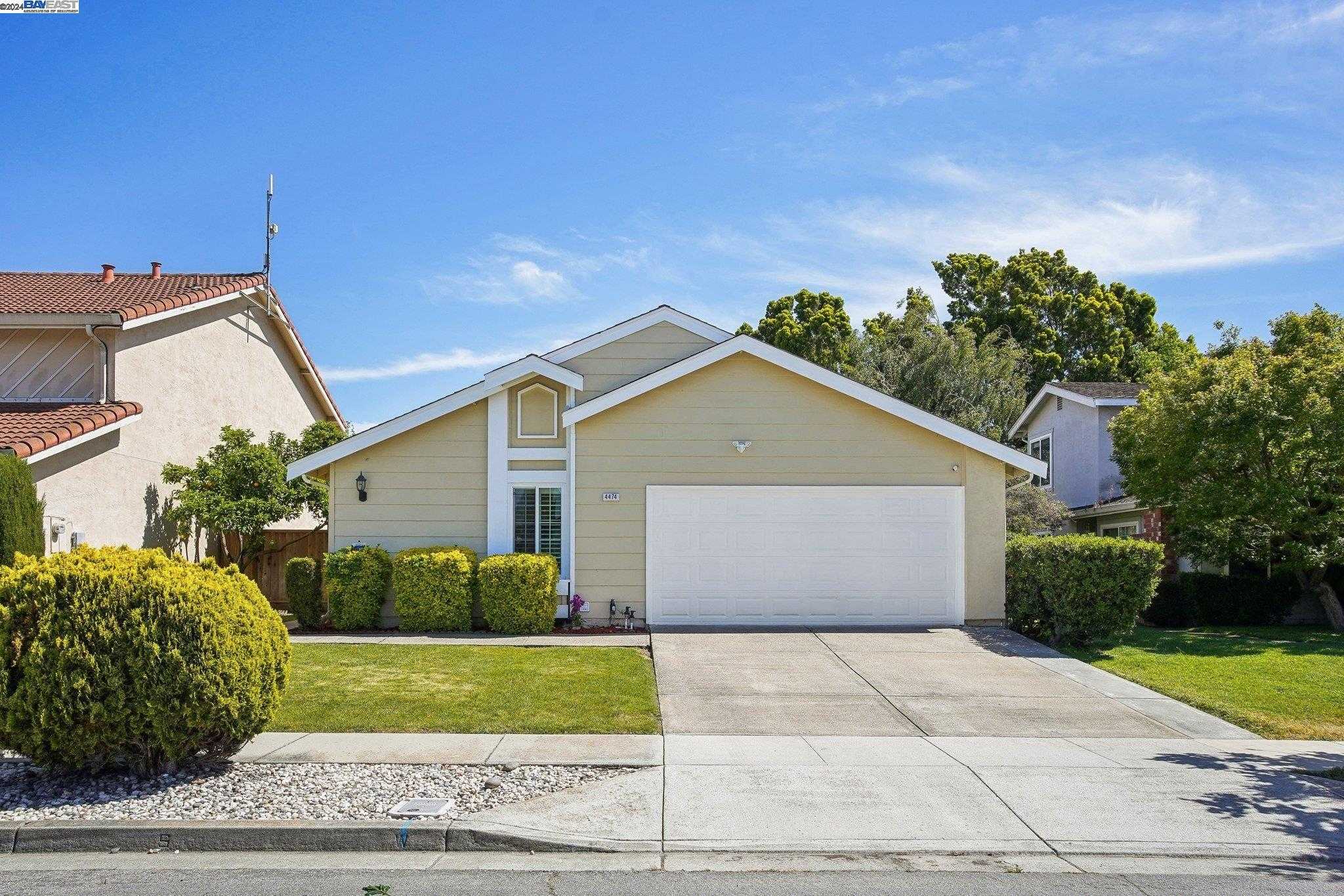 Neighborhood Neighborhood-19