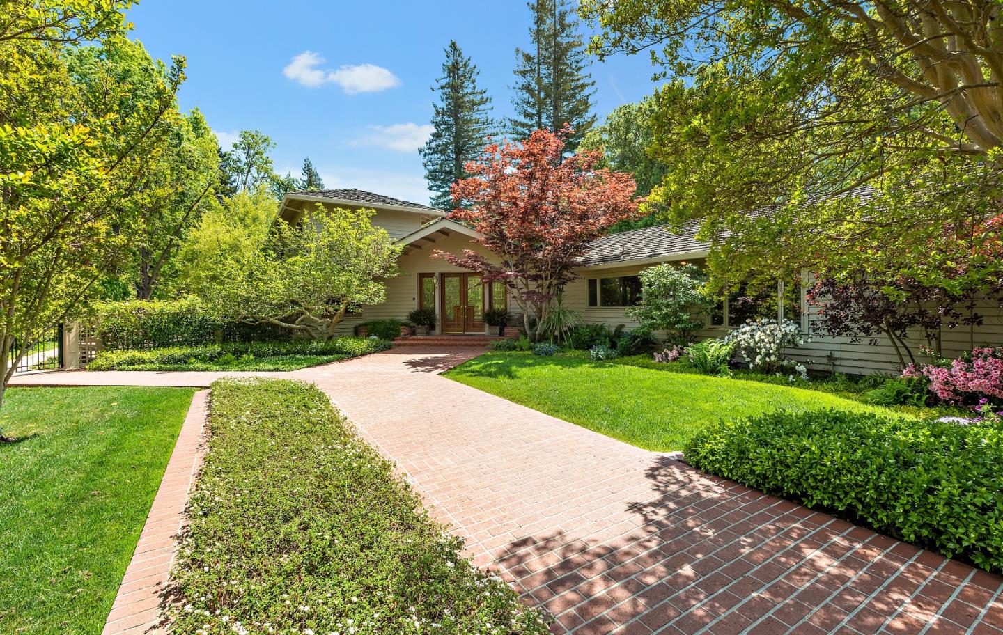 Neighborhood Neighborhood-29