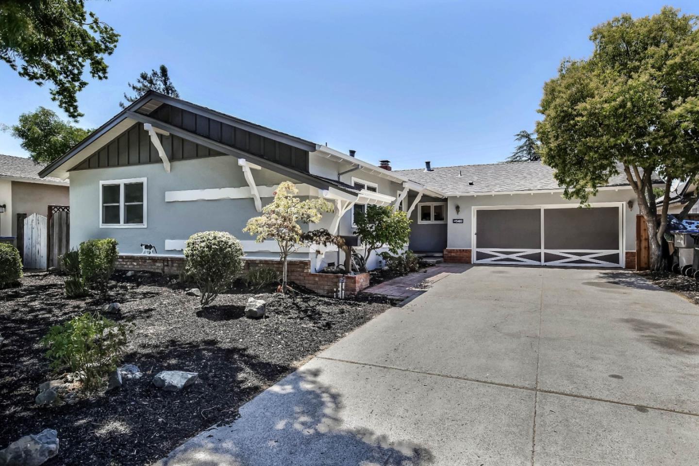 Neighborhood Neighborhood-114