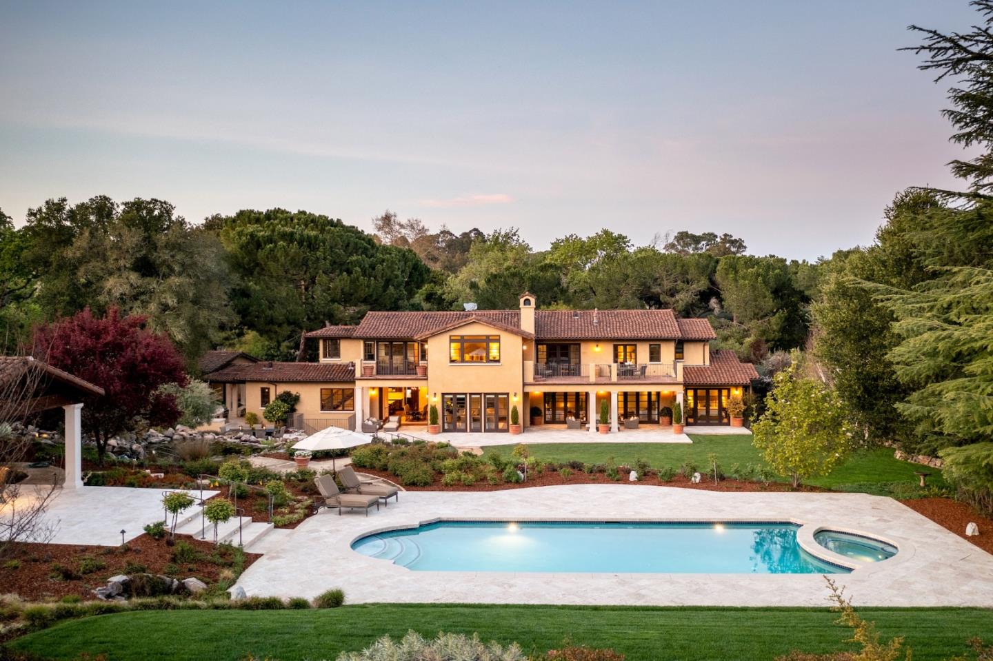 Neighborhood Neighborhood-24