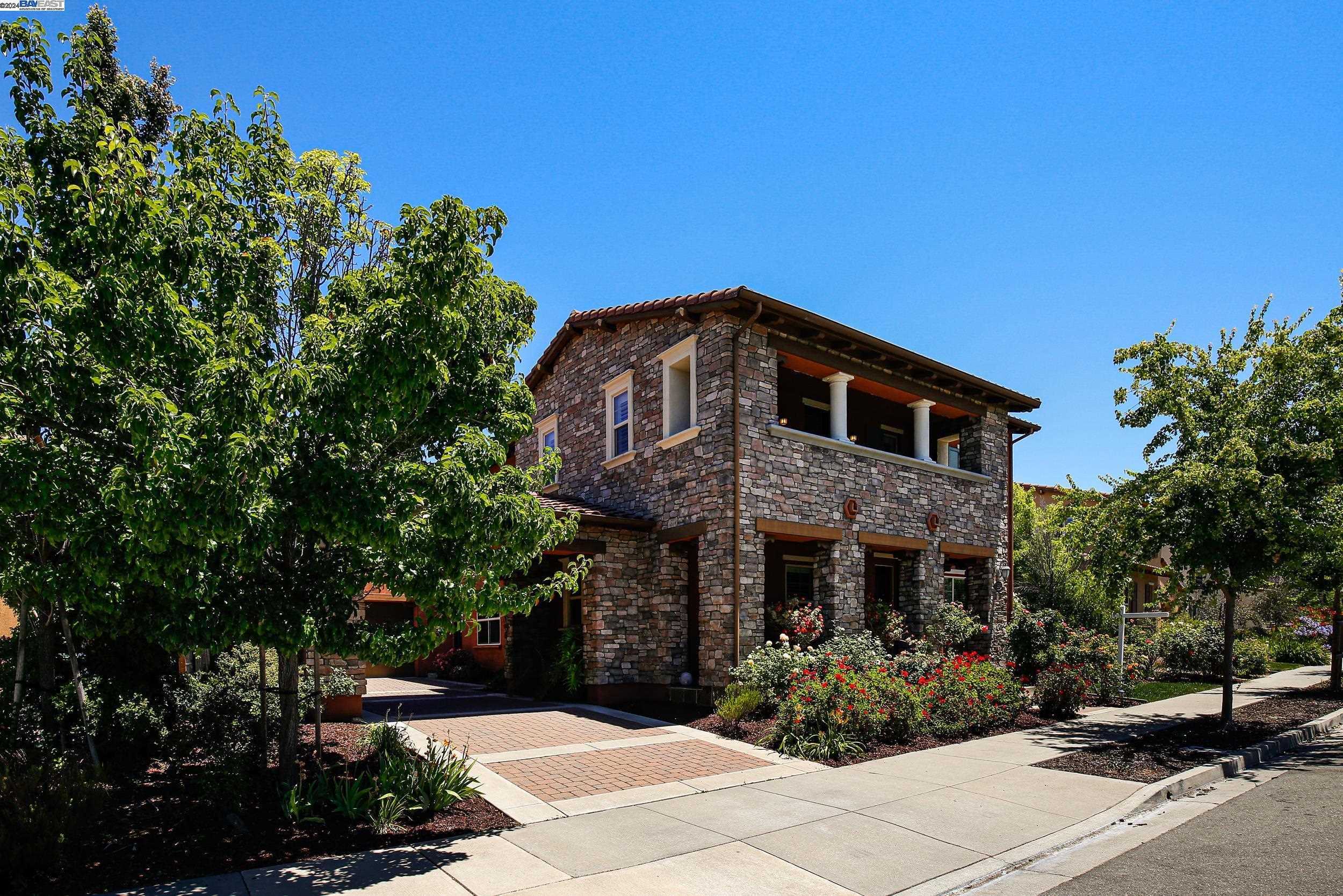 Neighborhood Neighborhood-6