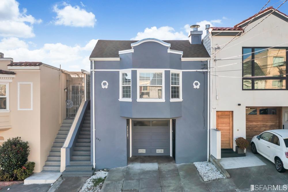 Neighborhood Neighborhood-222