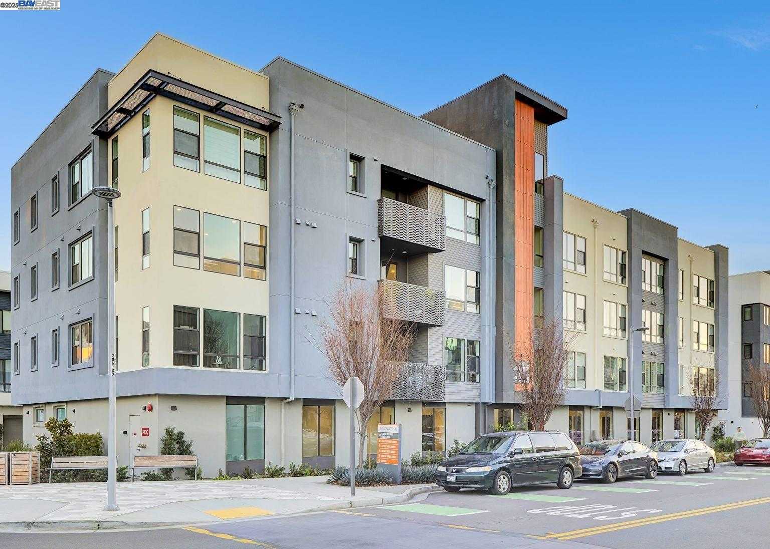 Neighborhood Neighborhood-16