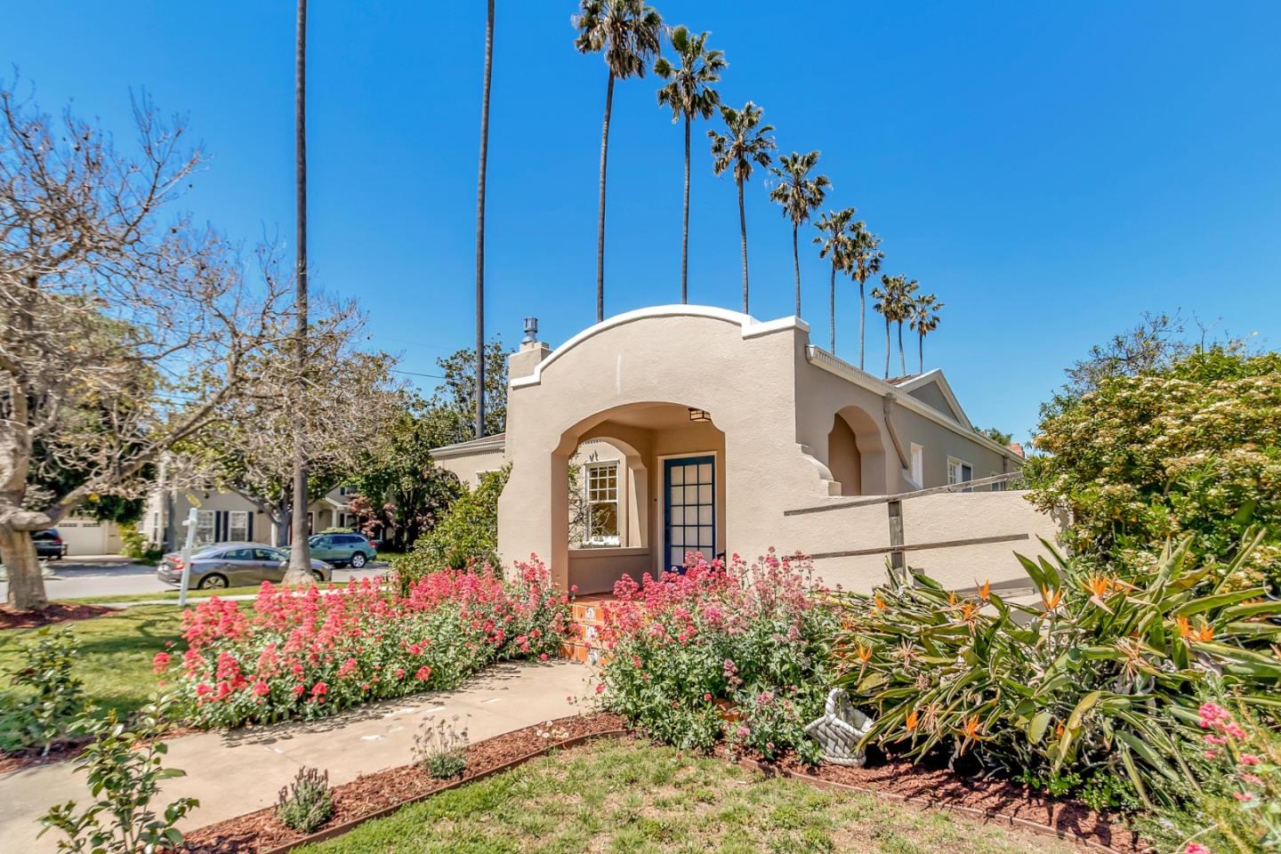 Neighborhood Neighborhood-17