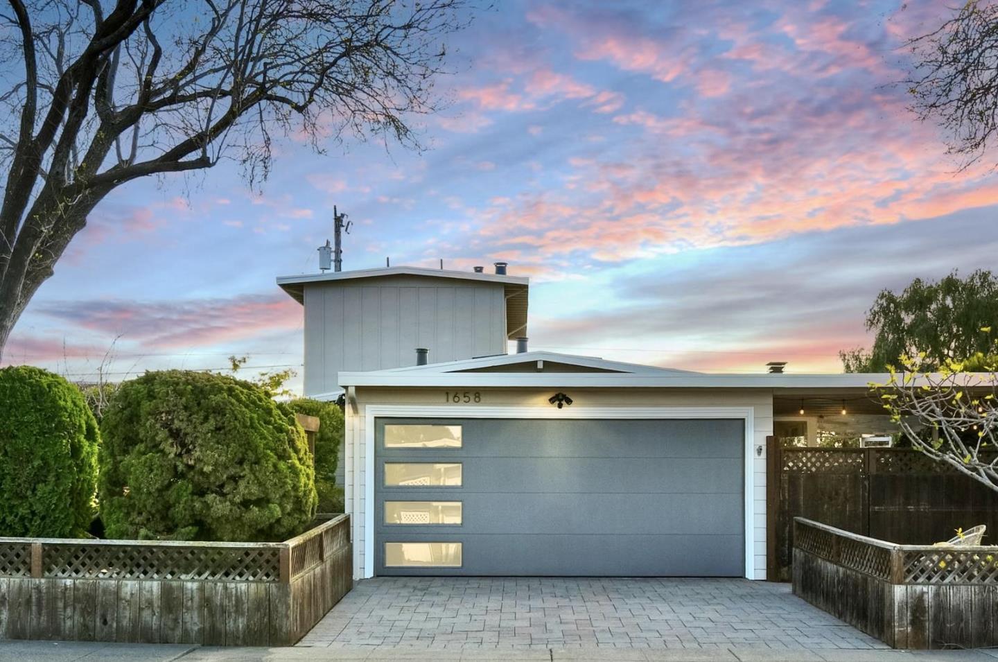 Neighborhood Neighborhood-9