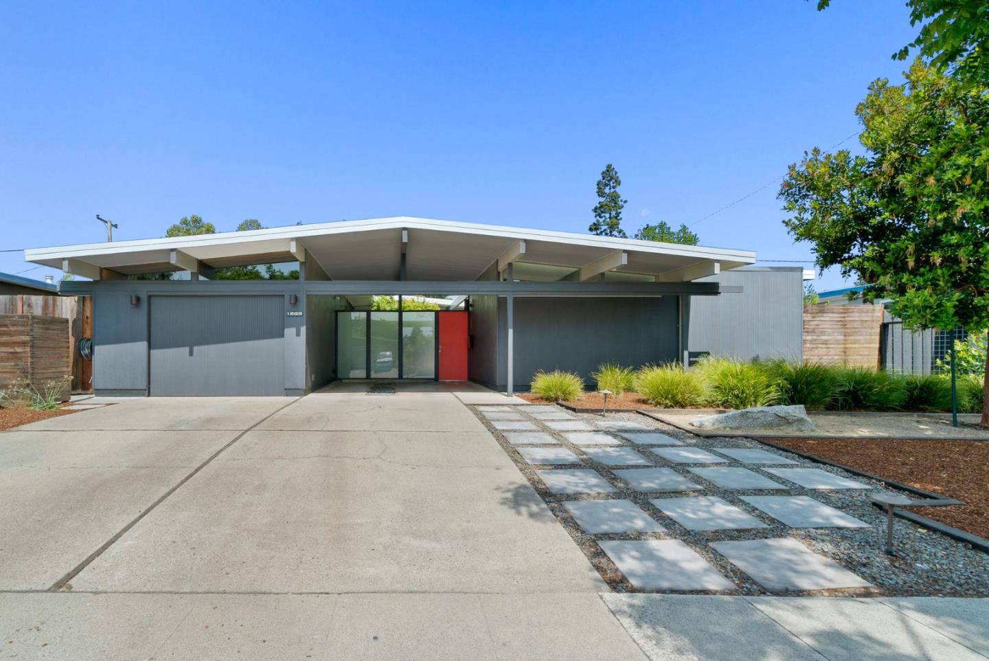 Neighborhood Neighborhood-41