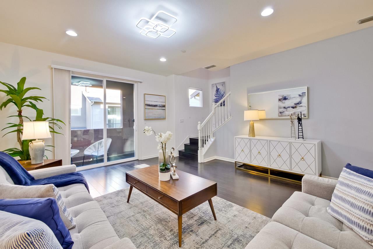 Neighborhood Neighborhood-40