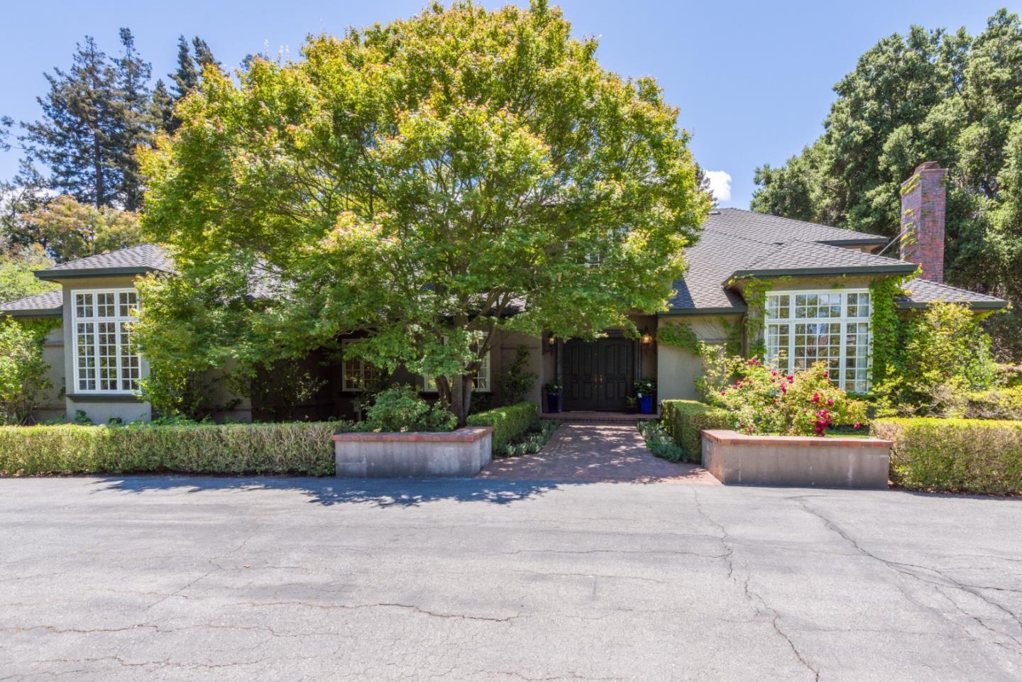 Neighborhood Neighborhood-24