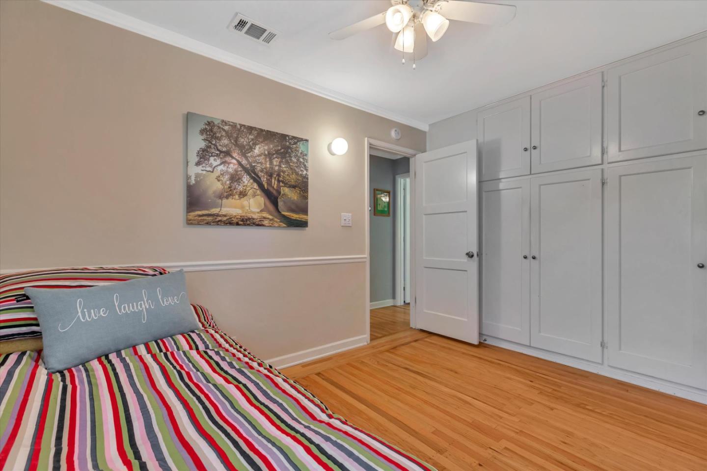 Neighborhood Neighborhood-111