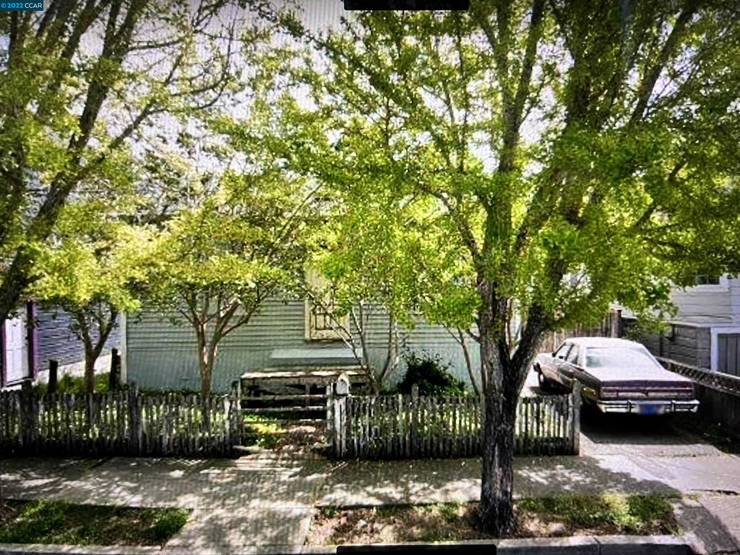 Neighborhood Neighborhood-10