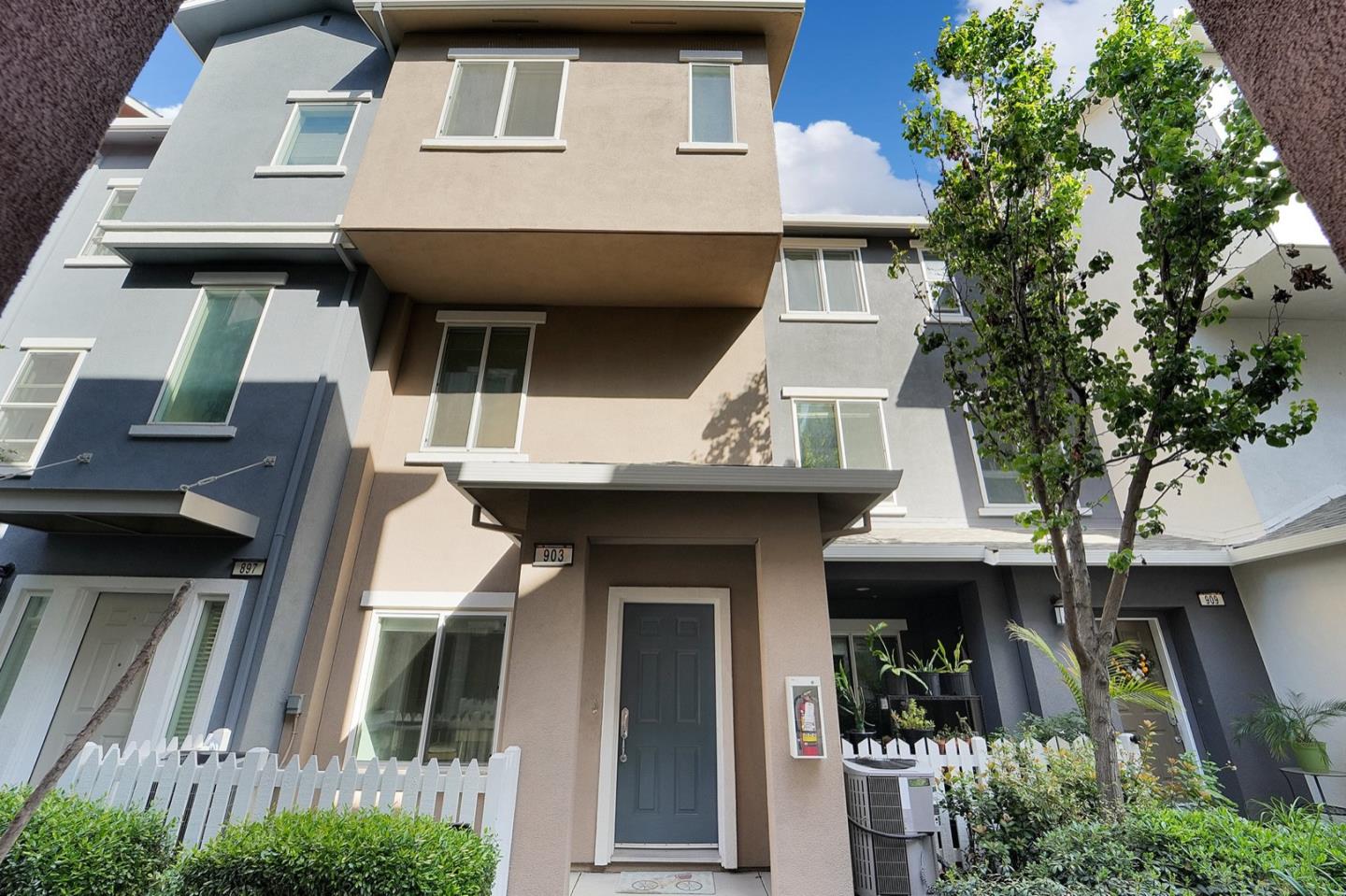 Neighborhood Neighborhood-51