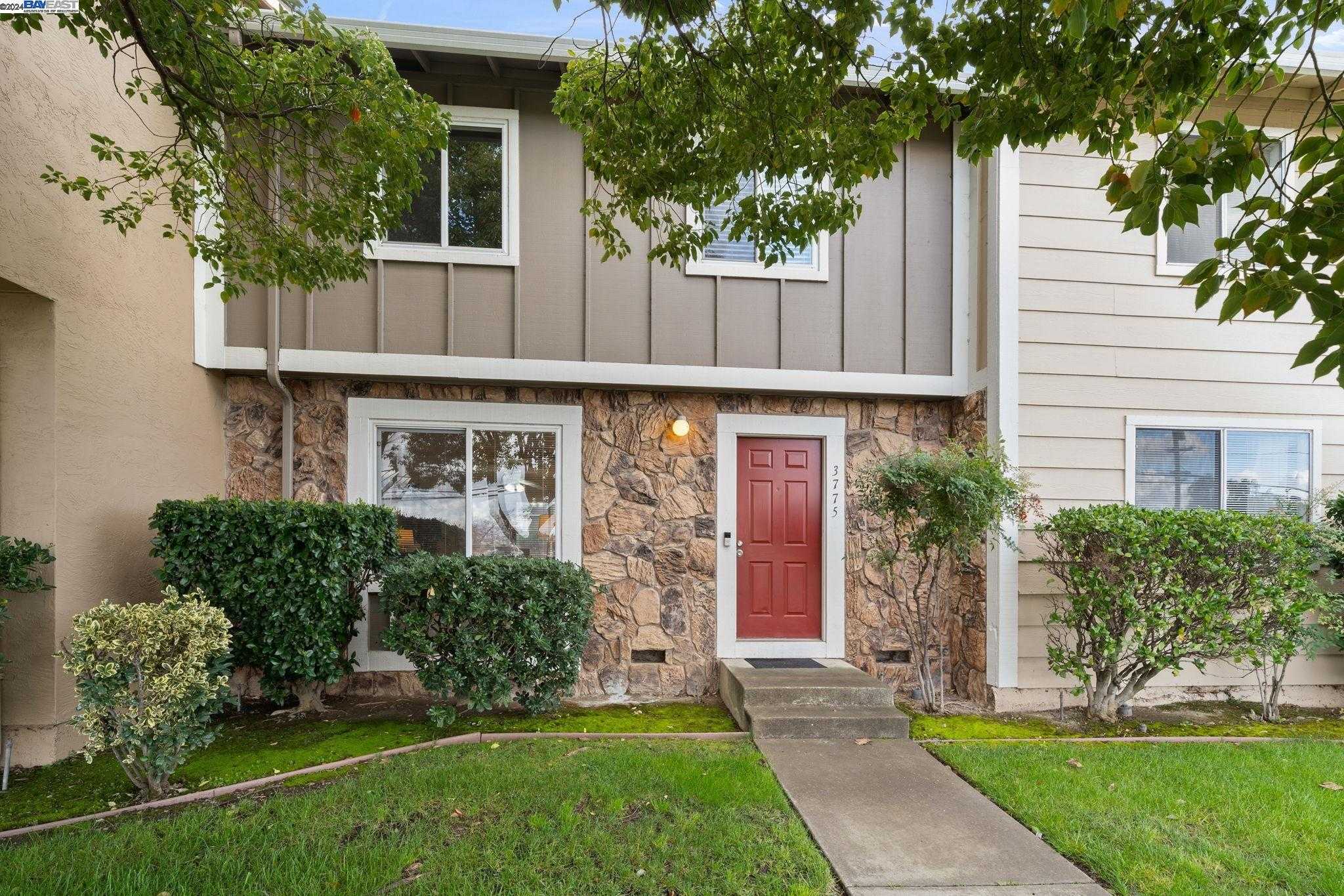 Neighborhood Neighborhood-33