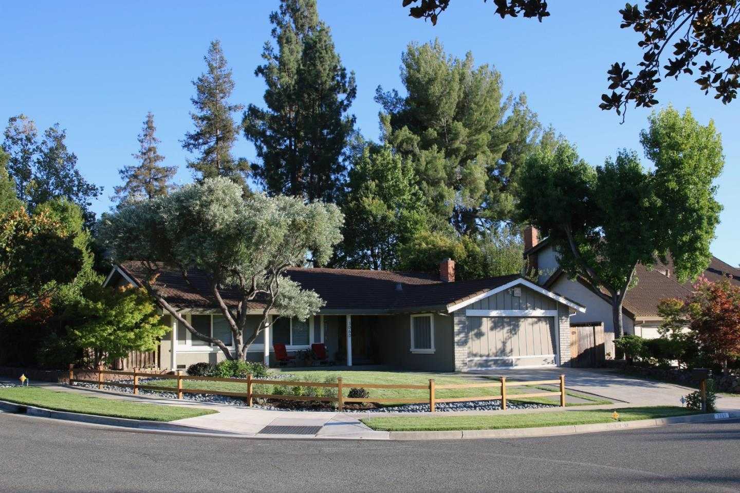 Neighborhood Neighborhood-15