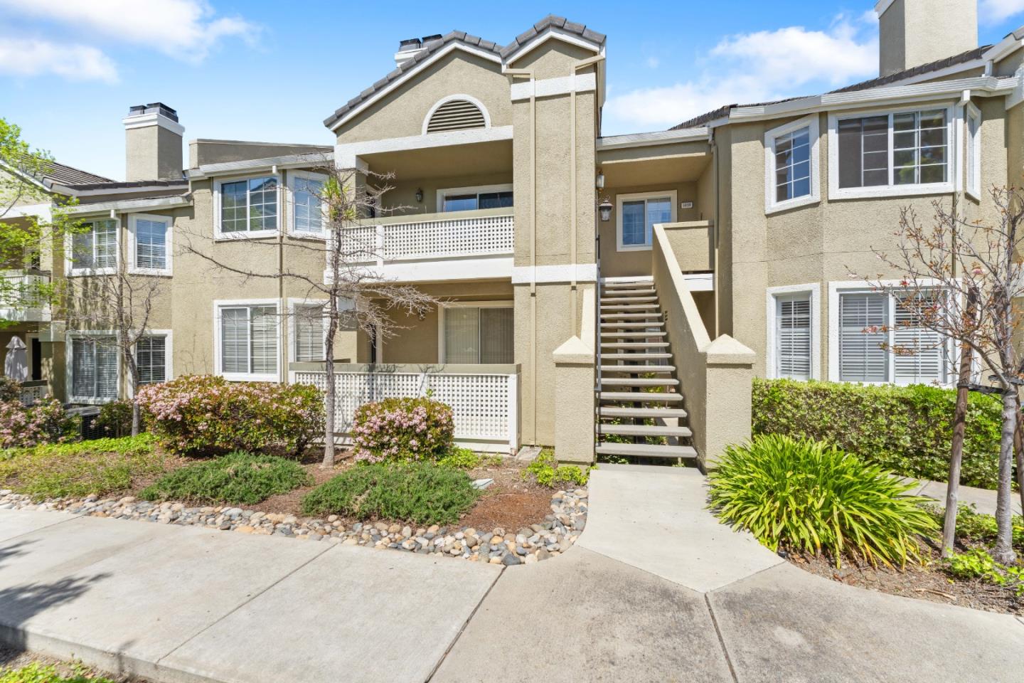 Neighborhood Neighborhood-2