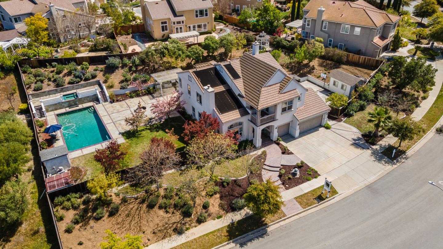 Neighborhood Neighborhood-19