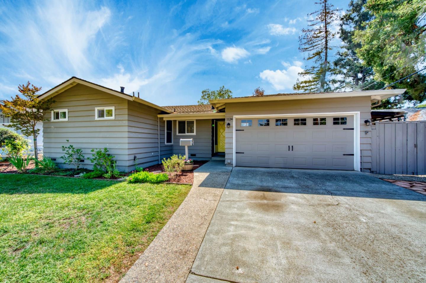 Neighborhood Neighborhood-31