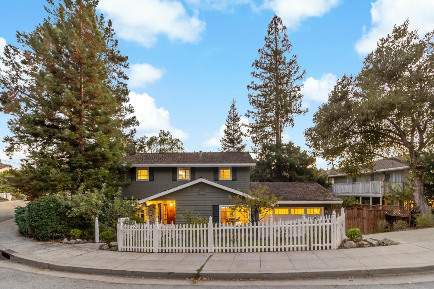 Neighborhood Neighborhood-17