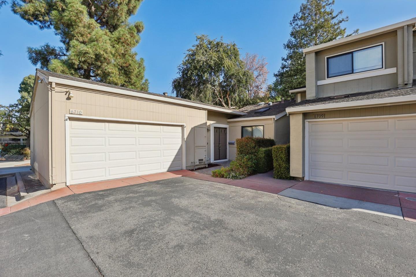 Neighborhood Neighborhood-26