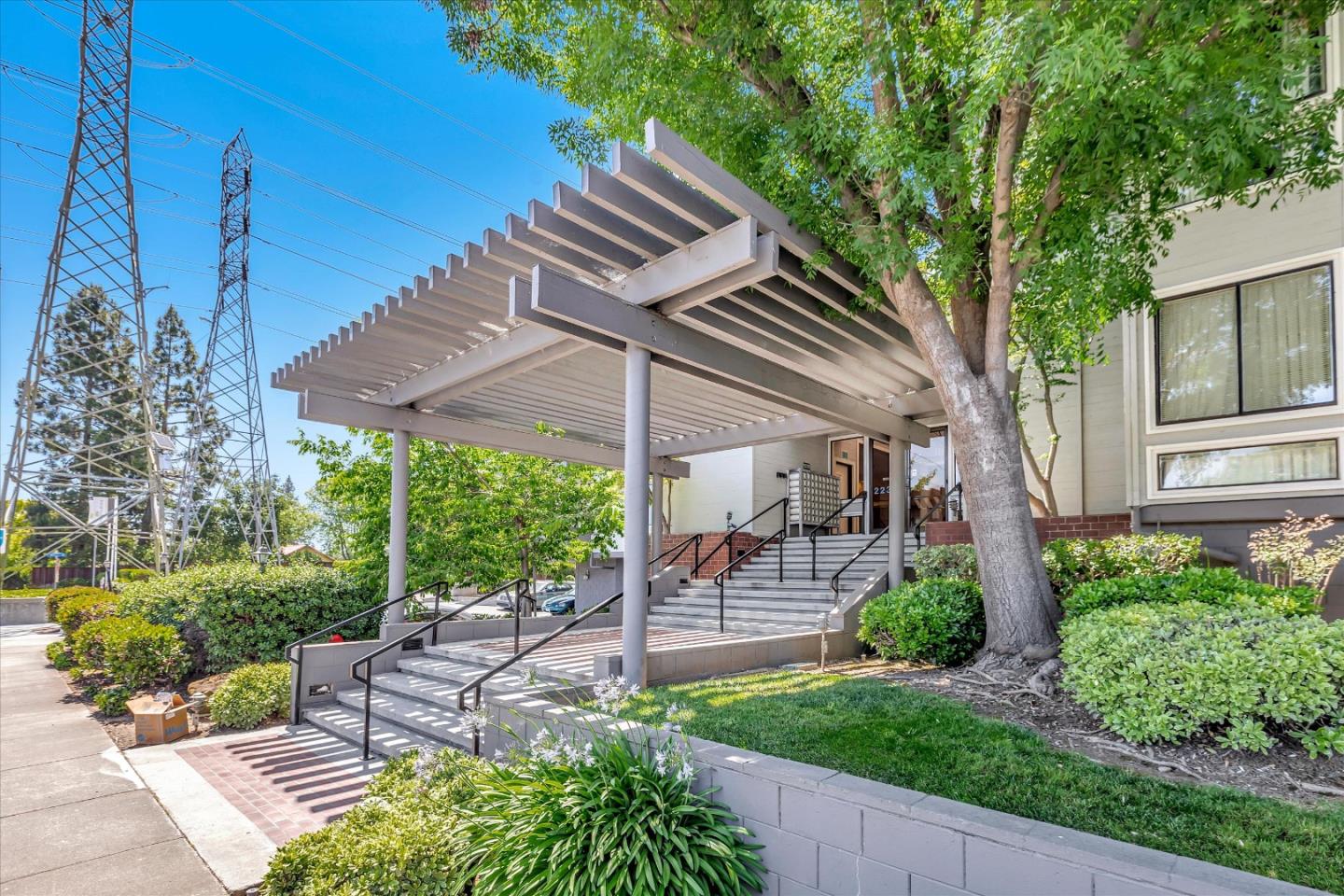 Neighborhood Neighborhood-22