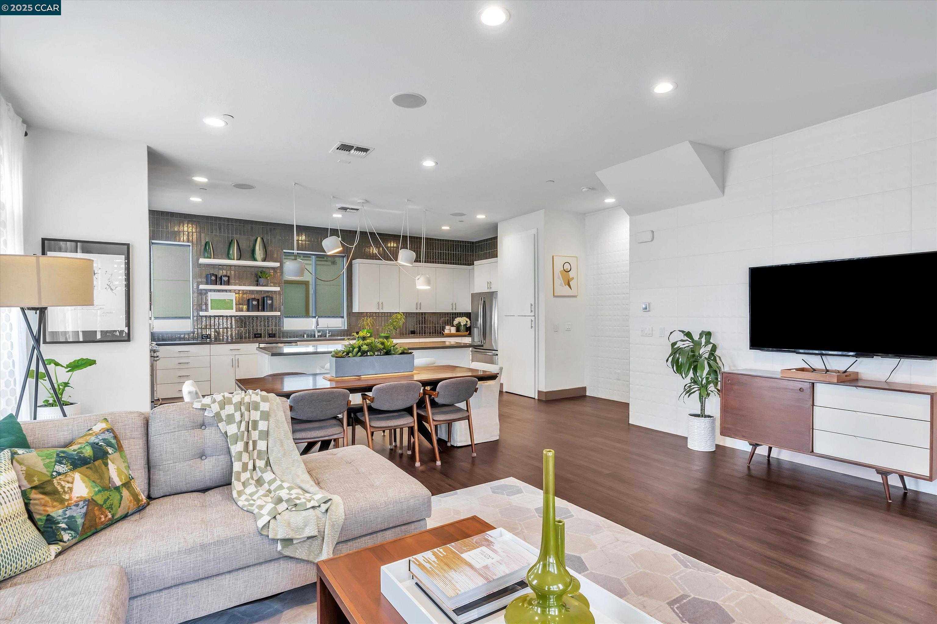 Neighborhood Neighborhood-27