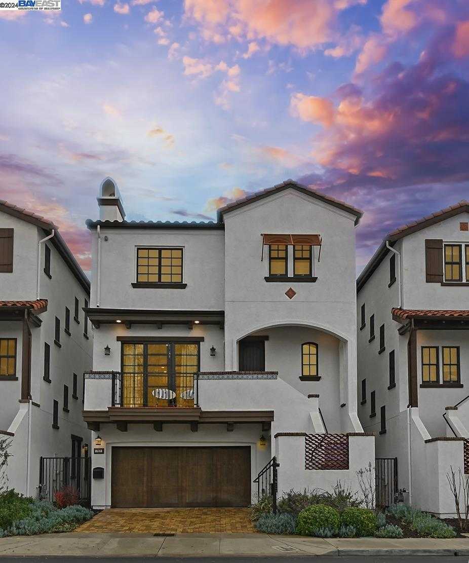 Neighborhood Neighborhood-21