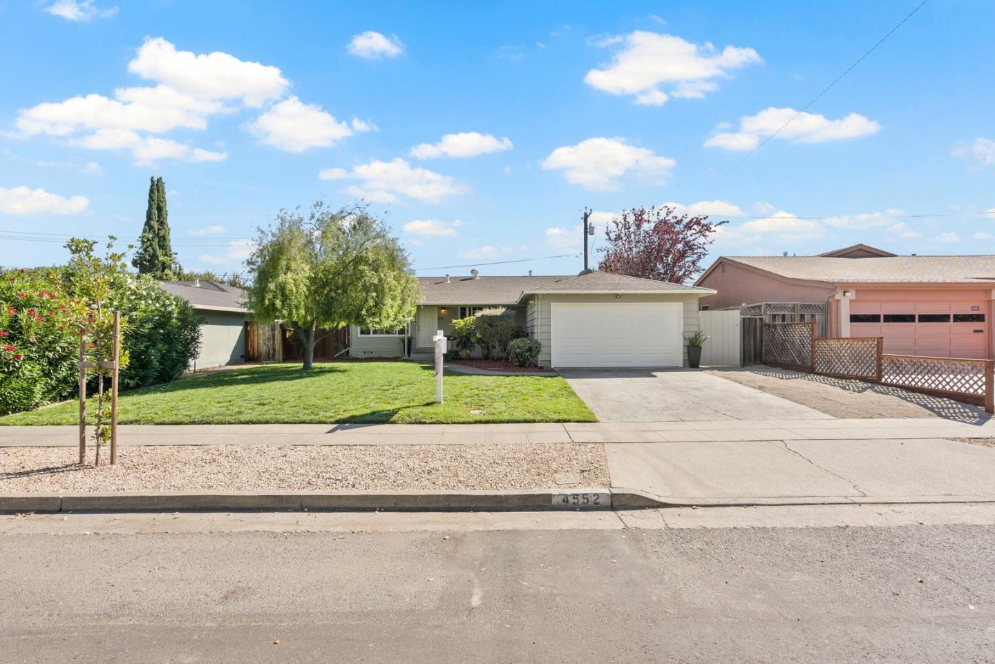 Neighborhood Neighborhood-30