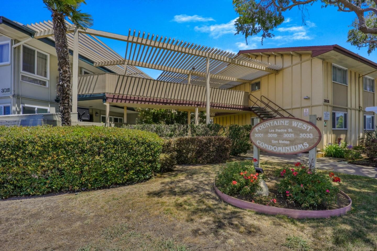 Neighborhood Neighborhood-93