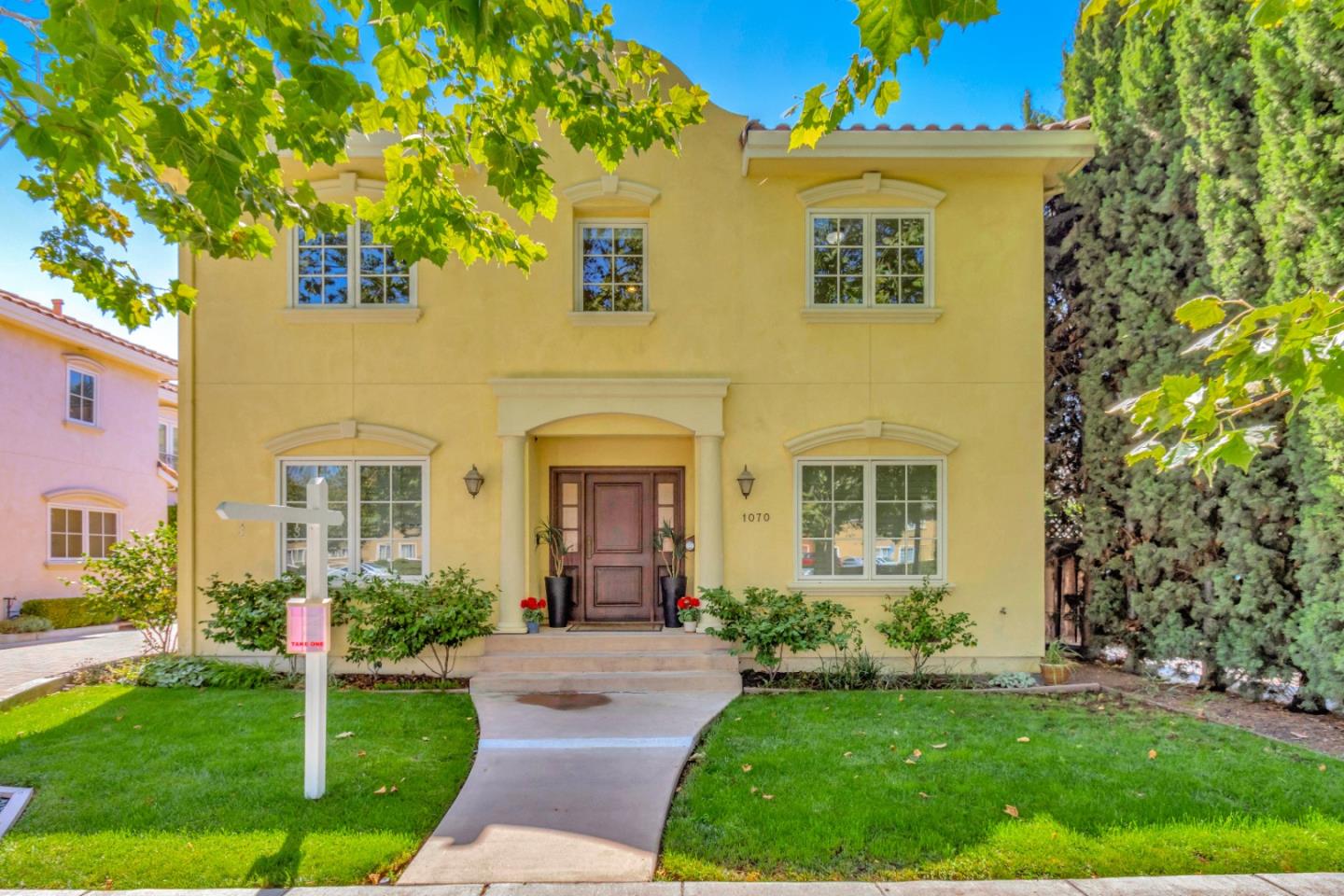 Neighborhood Neighborhood-19