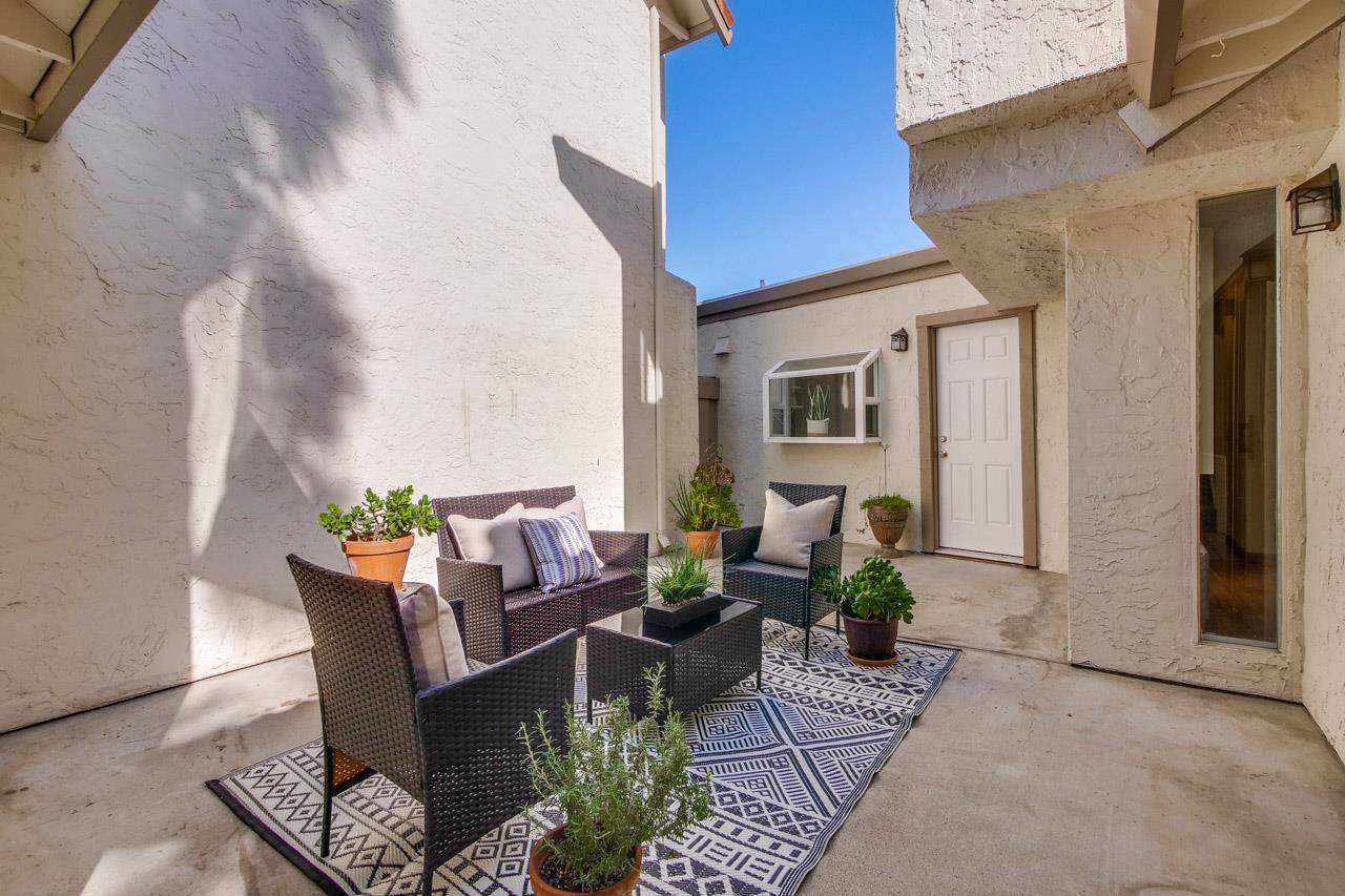 Neighborhood Neighborhood-75