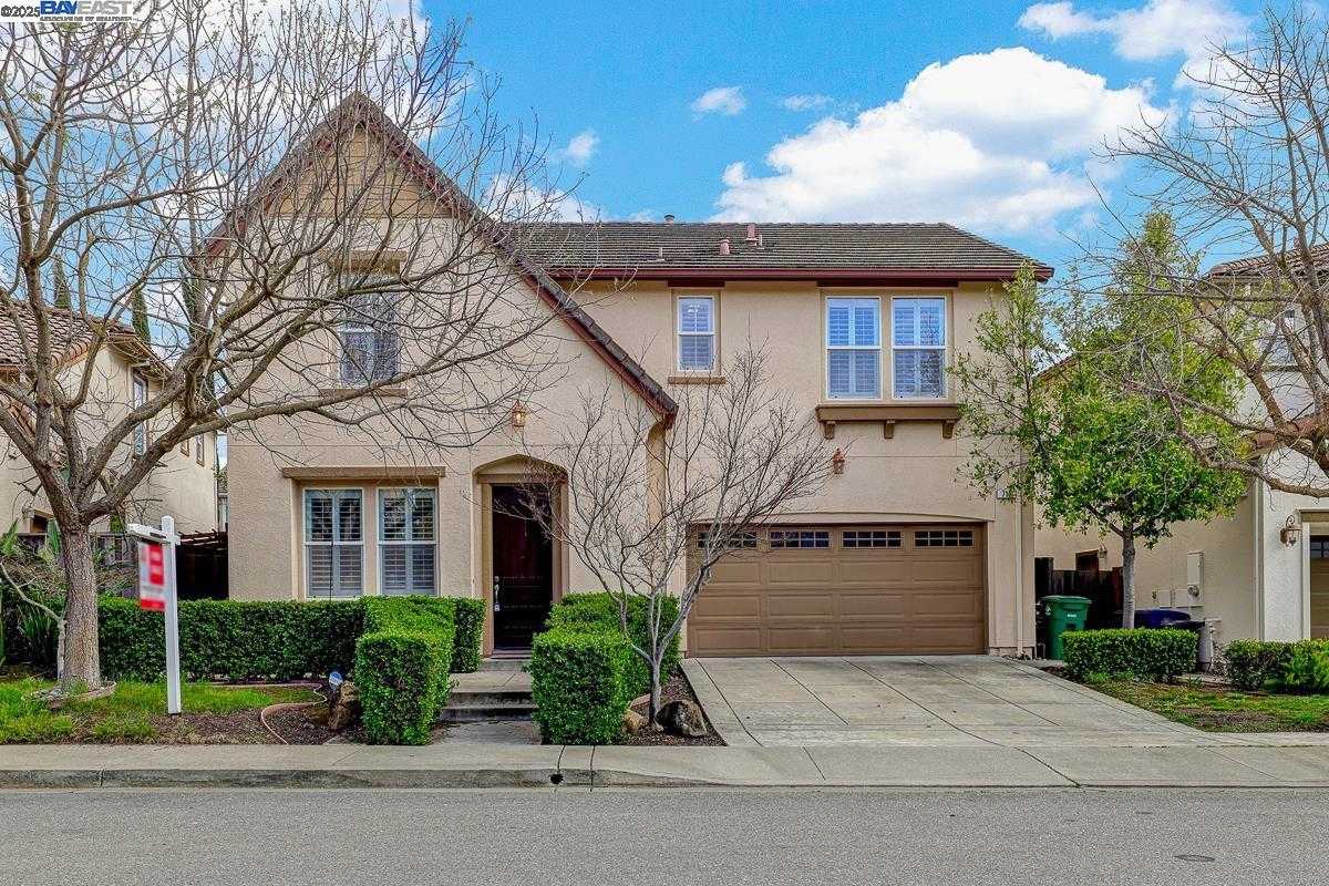 Neighborhood Neighborhood-34