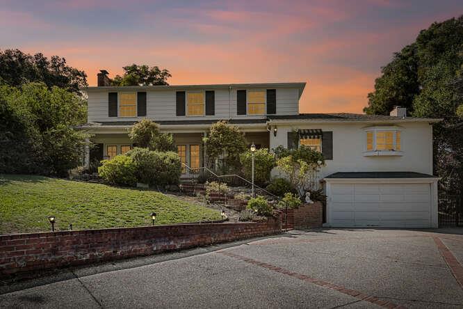 Neighborhood Neighborhood-40