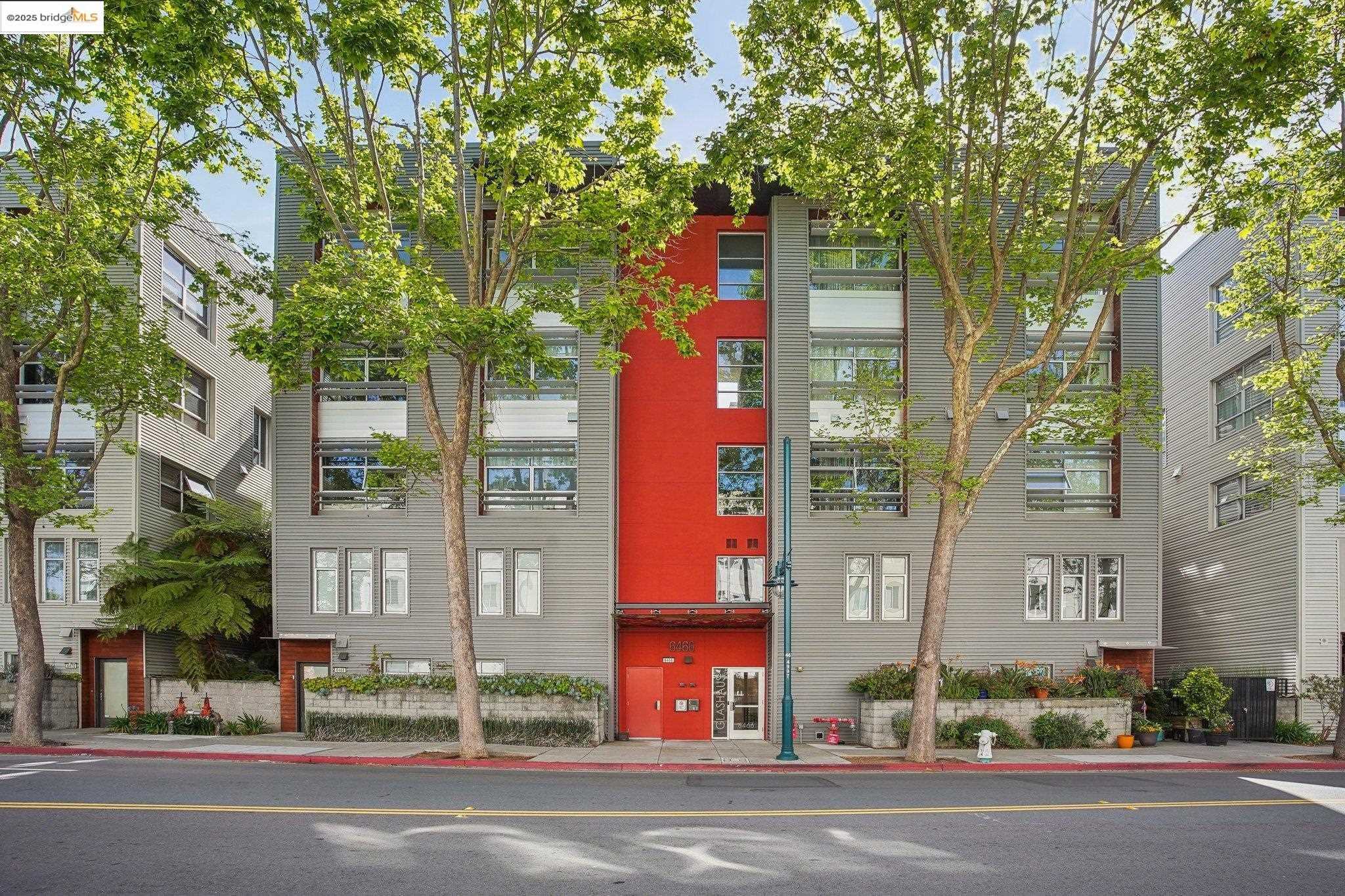 Central-Emeryville-Emeryville