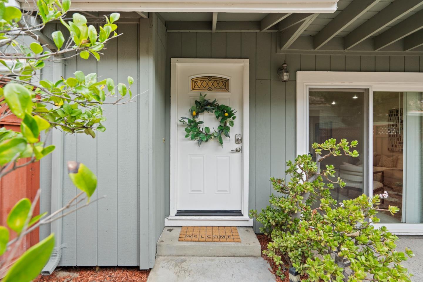 Neighborhood Neighborhood-15