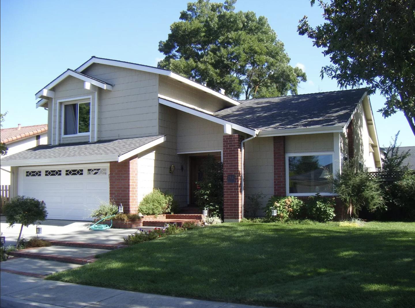 Neighborhood Neighborhood-19