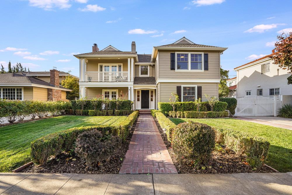 Neighborhood Neighborhood-62