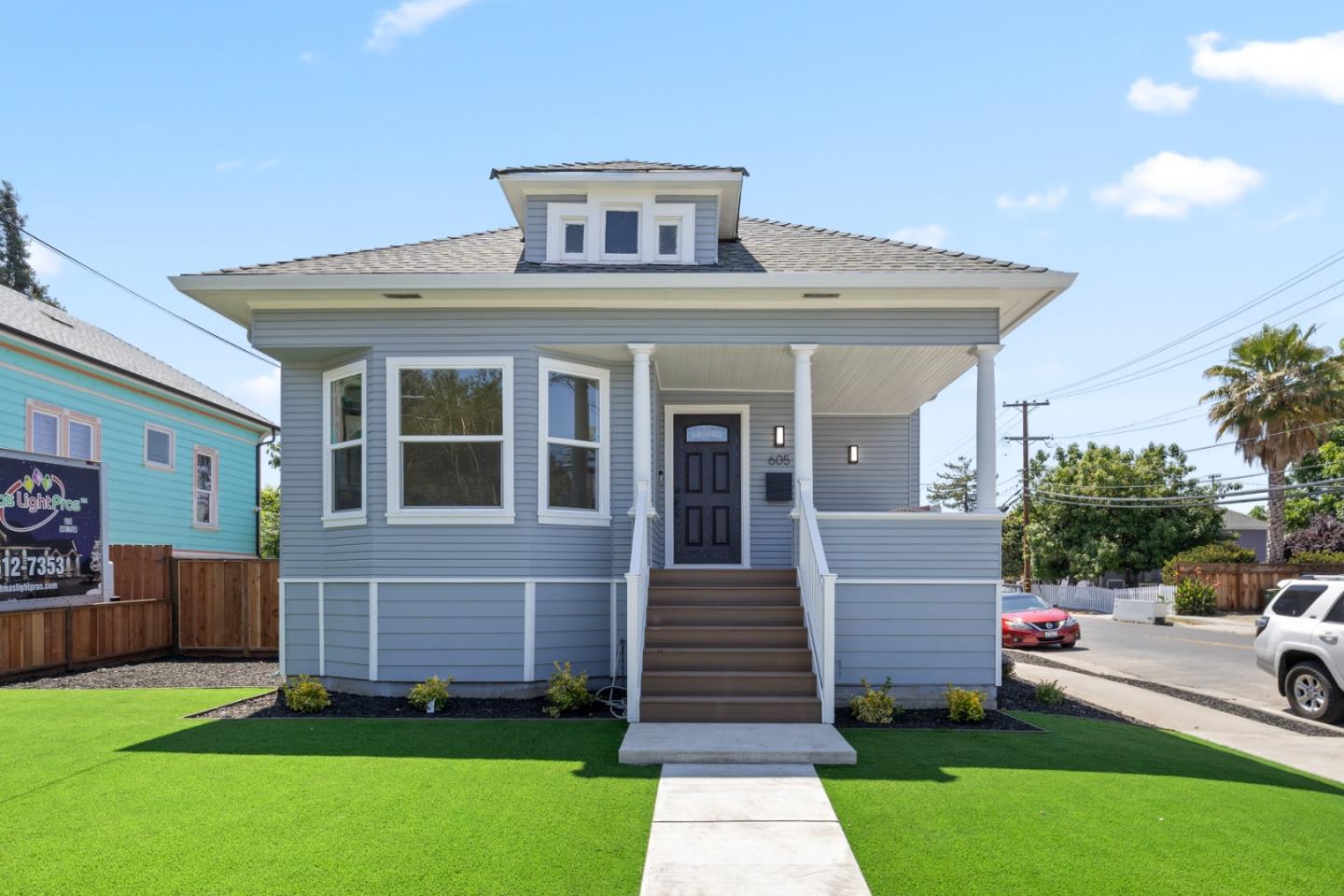 Neighborhood-4